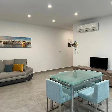 Sea Side View 2 Bedroom With Terrace Beppe's * San Pawl il-Baħar