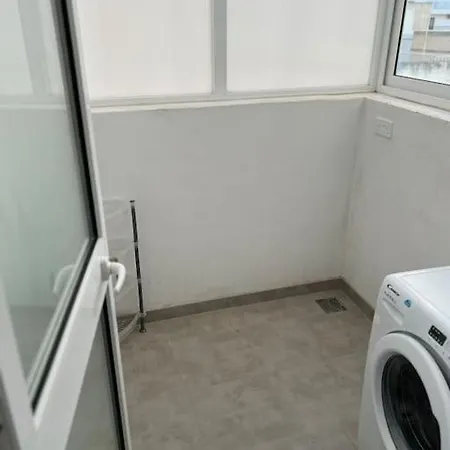 Appartamento Sea Side View 2 Bedroom With Terrace Beppe's *