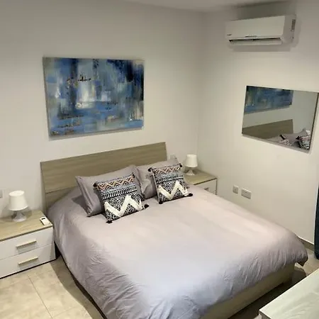 Sea Side View 2 Bedroom With Terrace Beppe's Appartamento *